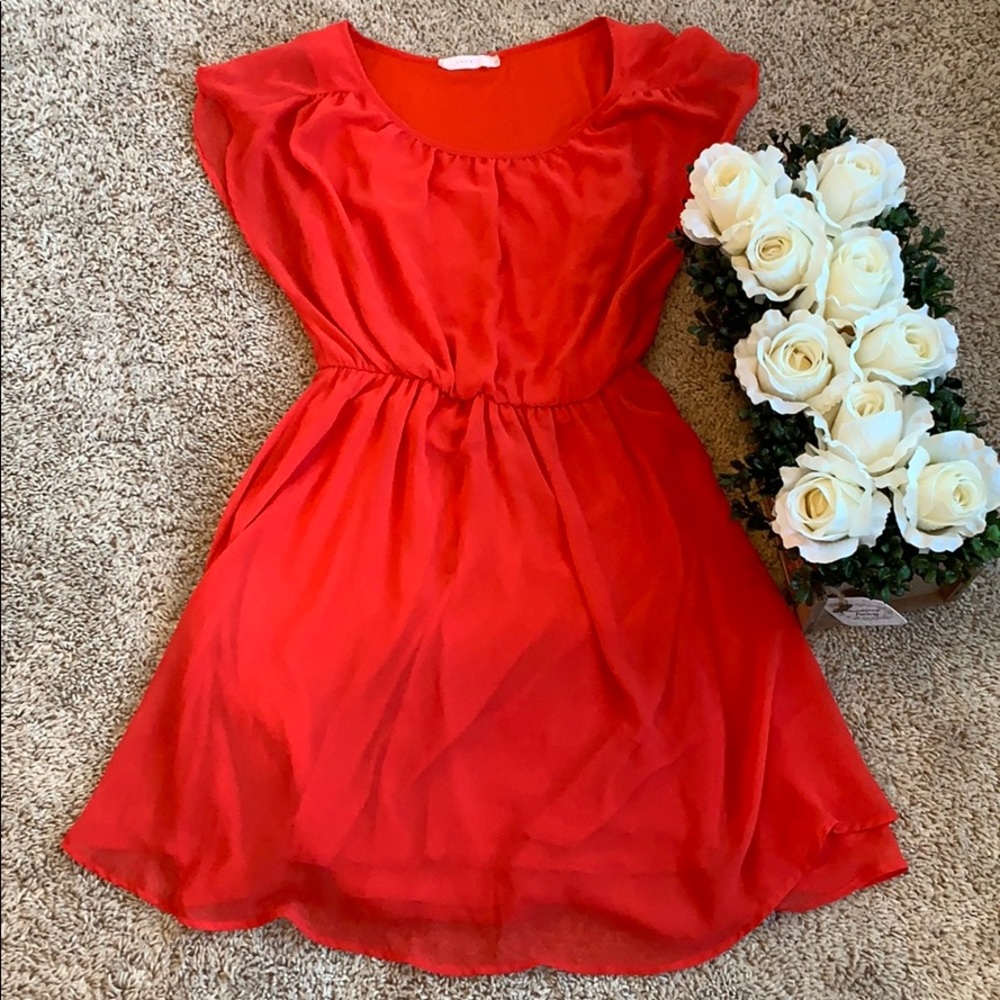 Lush flowy dress with flutter sleeves